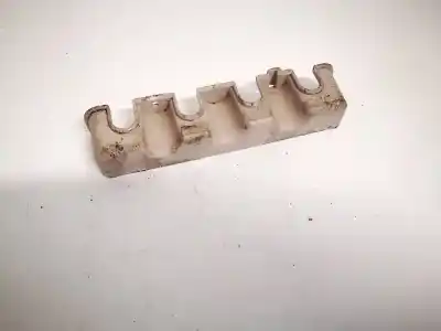 Peça sobressalente para automóvel em segunda mão plásticos por kia sportage (km) 2.0 crdi referências oem iam 