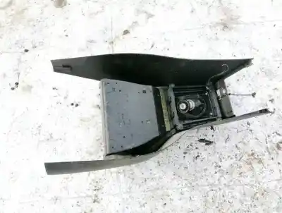 Pezzo di ricambio per auto di seconda mano plastica per audi 80 b4 avant (8c5) 1.9 tdi riferimenti oem iam 893863243  