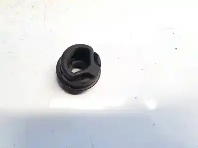 Peça sobressalente para automóvel em segunda mão plásticos por toyota corolla (_e12_) 1.6 vvt-i (zze121_) referências oem iam 