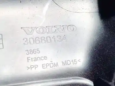 Pezzo di ricambio per auto di seconda mano plastica per volvo v50 (545) 2.0 d riferimenti oem iam 30680134  