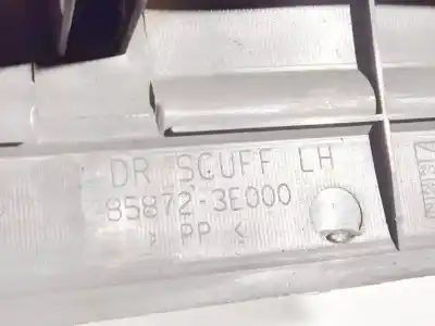 Pezzo di ricambio per auto di seconda mano plastica per kia sorento 2.5 crdi ex riferimenti oem iam 858723e000  85872-3e000