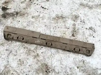 Peça sobressalente para automóvel em segunda mão plásticos por kia sportage (km) 2.0 crdi referências oem iam 