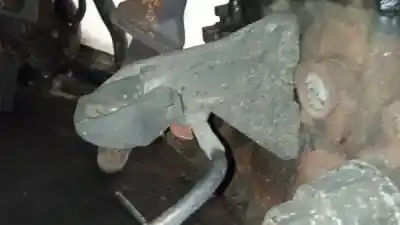 Second-hand car spare part engine support for audi 100 avant (c4) 2.4 diesel oem iam references 4a0199312  