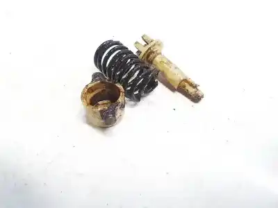 Pezzo di ricambio per auto di seconda mano plastica per ford focus lim. (cb8) 1.6 tdci cat riferimenti oem iam   