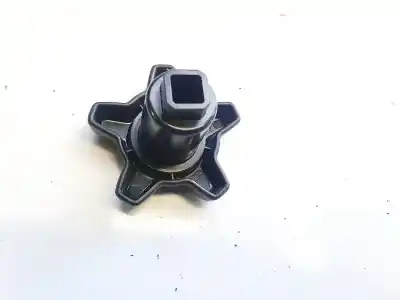 Pezzo di ricambio per auto di seconda mano plastica per volvo v50 (545) 2.0 d riferimenti oem iam 08613313  