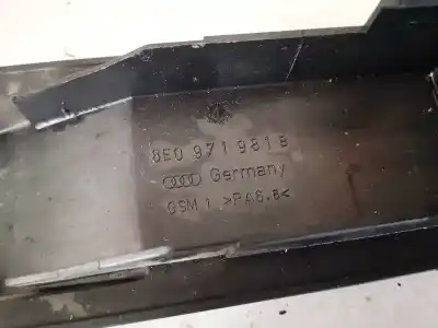 Автозапчастина б/у пластика для audi a4 avant (8e) 2.7 tdi (dpf) посилання на oem iam 8e0971981b  