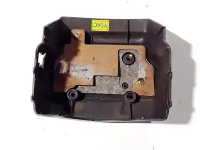 Pezzo di ricambio per auto di seconda mano plastica per kia sorento 2.5 crdi ex riferimenti oem iam   