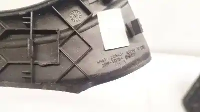 Pezzo di ricambio per auto di seconda mano plastica per ford focus lim. (cb4) 1.6 tdci cat riferimenti oem iam 4m5122643adw  4m51-22643-adw