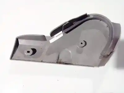 Pezzo di ricambio per auto di seconda mano plastica per kia sorento 2.5 crdi ex riferimenti oem iam 882813e101  88281-3e101