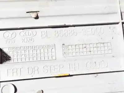 Pezzo di ricambio per auto di seconda mano plastica per kia sorento 2.5 crdi ex riferimenti oem iam 858863e000  85886-3e000