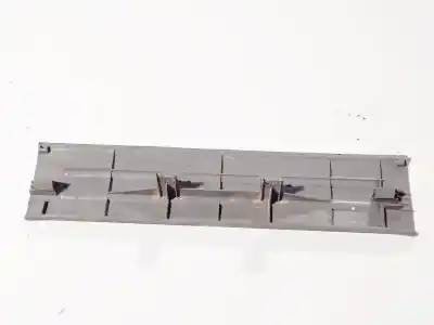 Pezzo di ricambio per auto di seconda mano plastica per kia sorento 2.5 crdi ex riferimenti oem iam 858733e000  85873-3e000