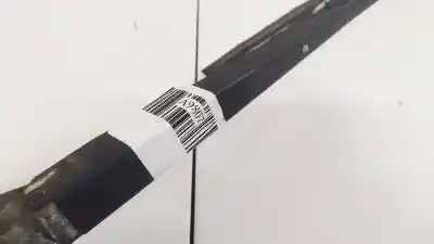 Second-hand car spare part left front windshield wiper arm for chrysler pt cruiser (pt) 2.2 crd touring oem iam references   