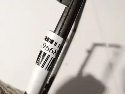 Pezzo di ricambio per auto di seconda mano plastica per opel vectra c caravan 1.9 cdti riferimenti oem iam   