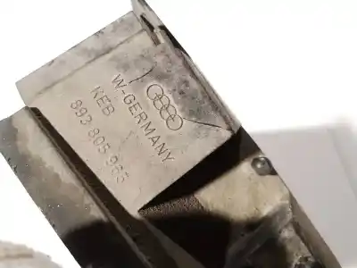 Pezzo di ricambio per auto di seconda mano plastica per audi 80 avant 1.9 tdi riferimenti oem iam 893805965  