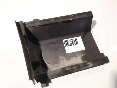 Pezzo di ricambio per auto di seconda mano plastica per audi 80 avant 1.9 tdi riferimenti oem iam 893805965  