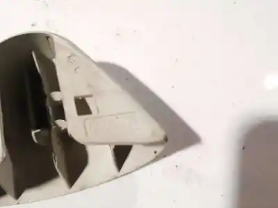 Pezzo di ricambio per auto di seconda mano plastica per dodge journey 2.0 16v crd cat riferimenti oem iam 6005056  