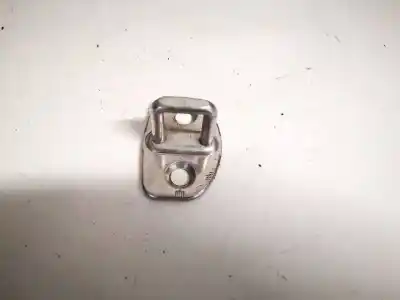 Pezzo di ricambio per auto di seconda mano plastiche per audi a4 avant (8e) 2.7 tdi (dpf) riferimenti oem iam 8e0837033  