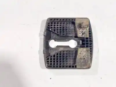 Second-hand car spare part plastics for audi a2 (8z) 1.4 tdi (55kw) oem iam references 3413732  