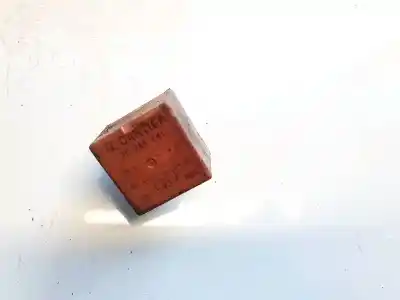 Second-hand car spare part relay for renault scenic ii 1.6 16v oem iam references 20240041