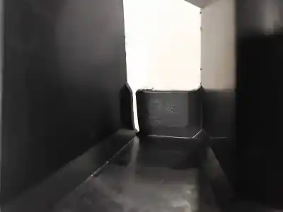 Pezzo di ricambio per auto di seconda mano plastica per dodge journey 2.0 16v crd cat riferimenti oem iam 1469539  1471092