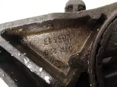 Second-hand car spare part engine support for opel vectra c caravan 1.9 cdti oem iam references v05413  