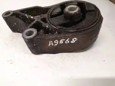 Second-hand car spare part engine support for opel vectra c caravan 1.9 cdti oem iam references v05413  
