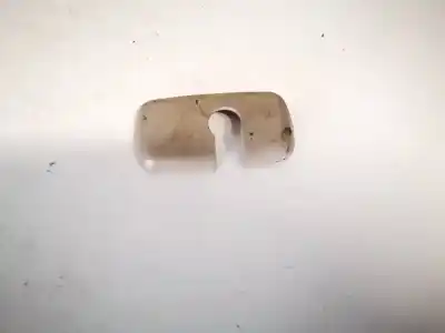 Peça sobressalente para automóvel em segunda mão plásticos por kia sportage (km) 2.0 crdi referências oem iam 