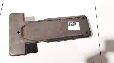 Peça sobressalente para automóvel em segunda mão plásticos por opel zafira b 1.9 cdti referências oem iam 13132410