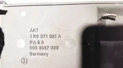 Pezzo di ricambio per auto di seconda mano plastiche per volkswagen passat b6 variant (3c5) 2.0 fsi riferimenti oem iam 1k0971981a  9003007000