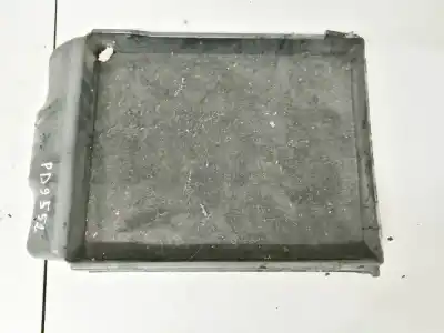 Second-hand car spare part plastics for opel zafira b 1.9 cdti oem iam references 90588773