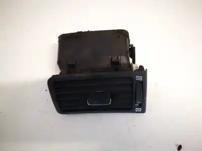 Second-hand car spare part air ventilation grille for toyota corolla (e11) 2.0 d-4d linea sol oem iam references 