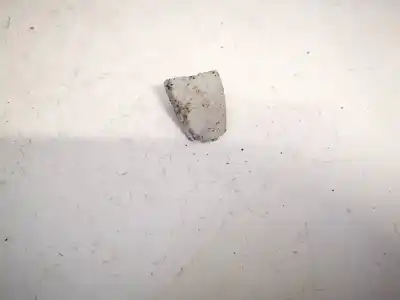 Second-hand car spare part plastics for toyota corolla (e11) 2.0 d-4d linea sol oem iam references 