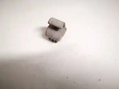 Peça sobressalente para automóvel em segunda mão plásticos por kia sportage 1.7 crdi cat referências oem iam 