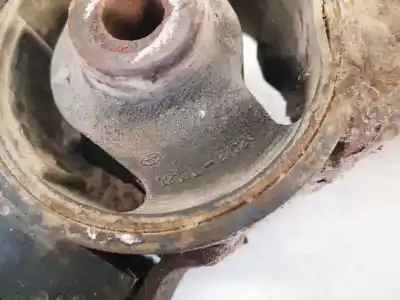 Second-hand car spare part engine support for toyota corolla (e11) 2.0 d-4d linea sol oem iam references 1237127020  12371-27020