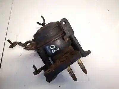 Second-hand car spare part engine support for toyota corolla (e11) 2.0 d-4d linea sol oem iam references   