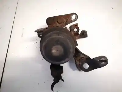 Second-hand car spare part engine support for toyota corolla (e11) 2.0 d-4d linea sol oem iam references   
