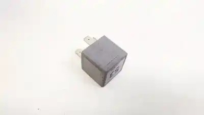 Second-hand car spare part relay for volkswagen passat b6 variant (3c5) 2.0 fsi oem iam references 141951253b  