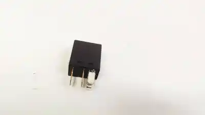 Second-hand car spare part relay for volkswagen passat b6 variant (3c5) 2.0 fsi oem iam references 7m0951253c  