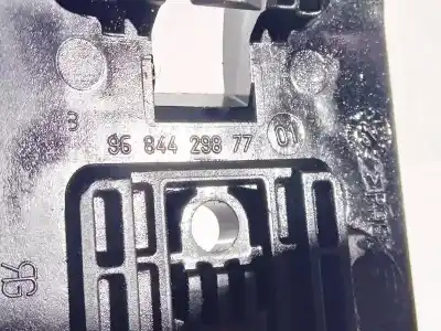 Pezzo di ricambio per auto di seconda mano plastica per peugeot 308 1.6 16v hdi riferimenti oem iam 9684429877  