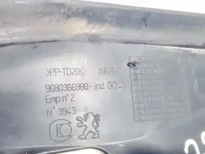 Pezzo di ricambio per auto di seconda mano plastica per peugeot 308 1.6 16v hdi riferimenti oem iam 9680366980  