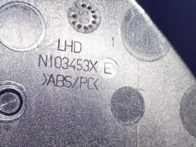 Pezzo di ricambio per auto di seconda mano plastica per nissan note (e11e) 1.6 16v cat riferimenti oem iam n103453xe  