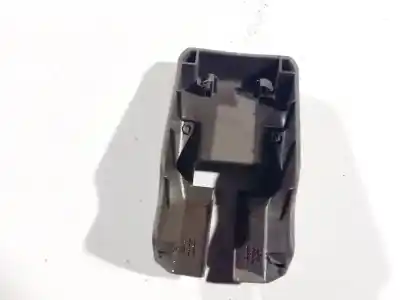 Pezzo di ricambio per auto di seconda mano plastica per nissan note (e11e) 1.6 16v cat riferimenti oem iam   