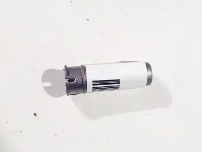 Peça sobressalente para automóvel em segunda mão plásticos por peugeot 308 1.6 16v hdi referências oem iam 