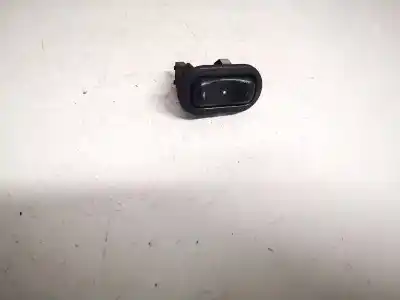 Peça sobressalente para automóvel em segunda mão BOTÃO / INTERRUPTOR ELEVADOR VIDRO DIANTEIRO ESQUERDO por OPEL ZAFIRA A  Referências OEM IAM 13363100  90561388