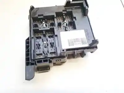 Second-hand car spare part fuse box unit for kia ceed (ed) 1.6 crdi 115 oem iam references   