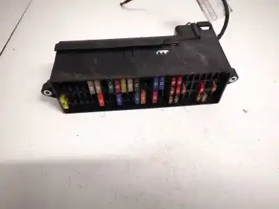 Recambio de automóvil de segunda mano de CAJA RELES -  FUSIBLES para VOLKSWAGEN TOURAN, 2003.01 - 2006.10  referencias OEM IAM   