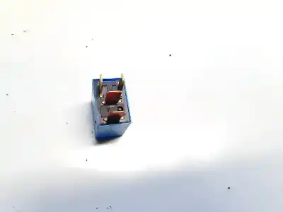 Pezzo di ricambio per auto di seconda mano relè per kia ceed (ed) 1.6 crdi 115 riferimenti oem iam 952242d000  95224-2d000