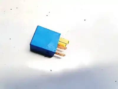 Pezzo di ricambio per auto di seconda mano relè per kia ceed (ed) 1.6 crdi 115 riferimenti oem iam 95220fl000