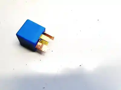 Pezzo di ricambio per auto di seconda mano relè per kia ceed (ed) 1.6 crdi 115 riferimenti oem iam 952102e000