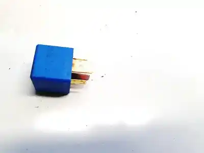 Pezzo di ricambio per auto di seconda mano relè per kia ceed (ed) 1.6 crdi 115 riferimenti oem iam 952102e000